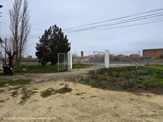 Oportunidad única: Casa con amplio terreno en Lleida