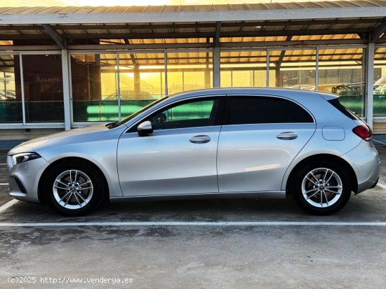 Mercedes Clase A 200 AUTOMÁTICO con CÁMARA TRASERA, NAVEGADOR - El Prat de Llobregat