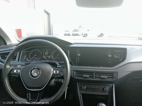 Volkswagen Polo   1.0 TSI 70kW (95CV) Sport - zaragoza