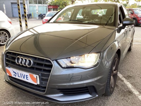  Audi A3 1.4 TFSI CoD ultra Sedan - Málaga 