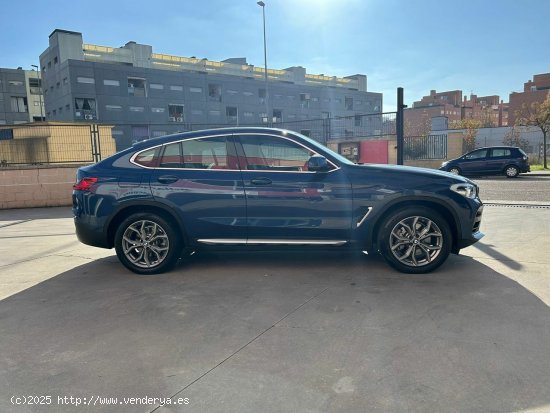 BMW X4 xDrive30d - Parla