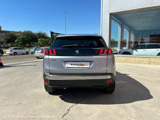 Peugeot 3008 1.2 PureTech 96KW (130CV) S&S Allure - Parla