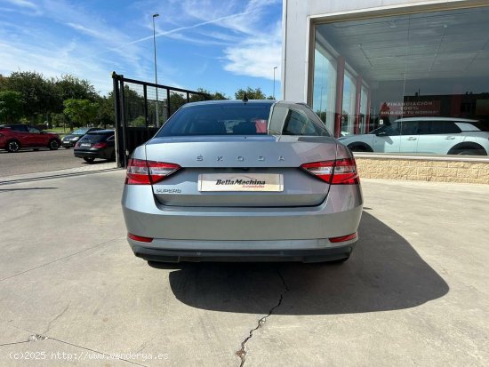 Skoda Superb 2.0 TDI 110kW (150CV) Ambition - Parla