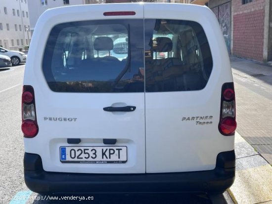 PEUGEOT Partner en venta en Pamplona/IruÃ±a (Navarra) - Pamplona/IruÃ±a