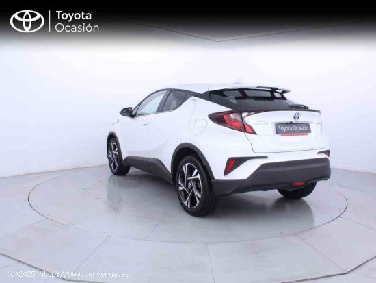 Toyota C-HR 1.8 125H Advance + CARE VO + Pack Protección - Zaragoza