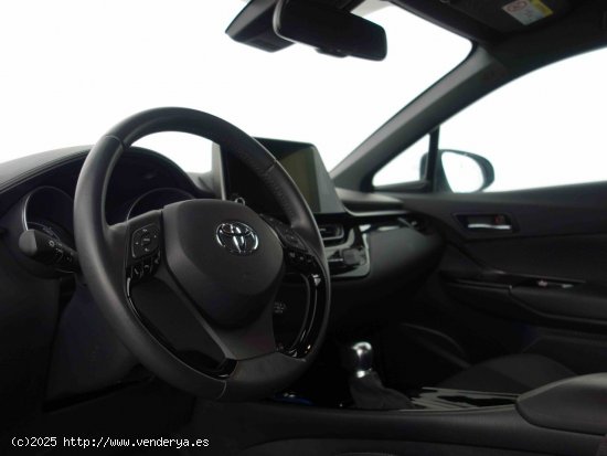 Toyota C-HR 1.8 125H Advance + CARE VO + Pack Protección - Zaragoza