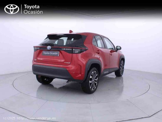 Toyota Yaris Cross 1.5 120H Active Tech + CARE VO + Pack Protección - Zaragoza