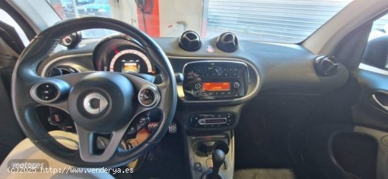 Smart Fortwo SMART FORTWO COUPE 0.9 90 CV de 2019 con 92.000 Km por 13.800 EUR. en Tenerife