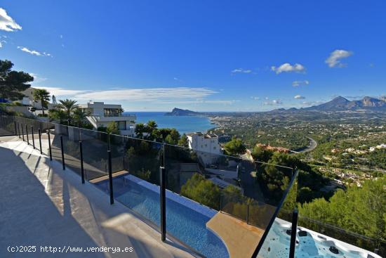  NUEVA VILLA DE LUJO EN ALTEA HILLS CON VISTAS AL MAR - ALICANTE 