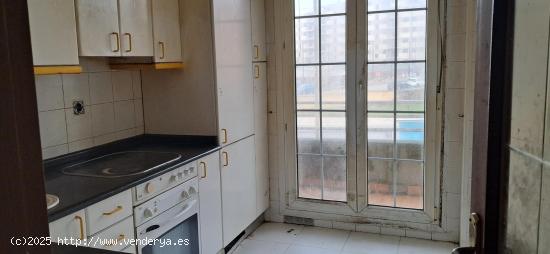 ¡Gran Oportunidad en Santander! Venta de Piso en Calle Manuel Pombo Angulo - CANTABRIA