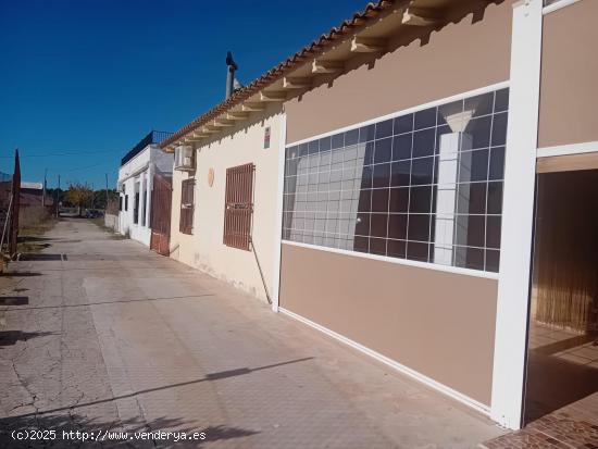 OCASIÓN Chalet en Granja Rocamora - ALICANTE