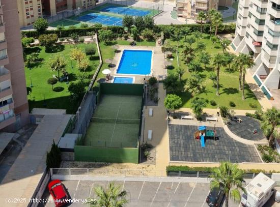 Apartamento con terraza acristalada en zona Rincon de Loix Llano. - ALICANTE