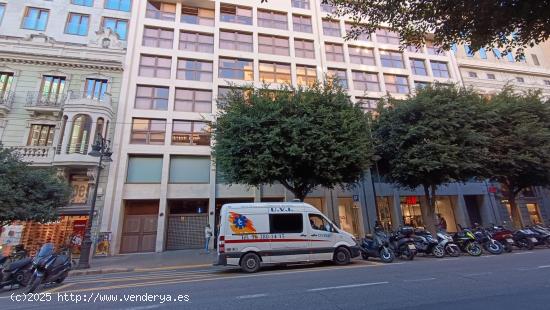 OPORTUNIDAD PLAZA GARAJE EN CALLE COLÓN 34 - VALENCIA