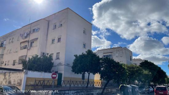  PRECIOSO PISO EN ALQUILER EN BARRIADA LA PLATA MUY SOLEADO Y TOTALMETE AMUEBLADO - CADIZ 