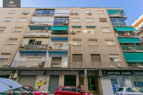 ¡Oportunidad Única! Piso en Venta en el Zaidín con Ascensor - GRANADA