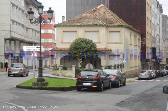 CASA PARA REFORMAR EN PLENO CENTRO DE RIBEIRA - A CORUÑA