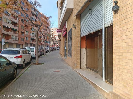 Local comercial esquinero en Bloc Baix Penedés, Sant Pere i Sant Pau, Tarragona. - TARRAGONA