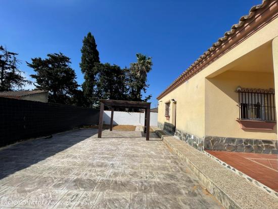 CHALET HIPOTECABLE  ZONA VENTA FLORIN !!!!!!! - CADIZ