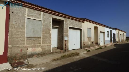  Venta de 8 Apartamentos en Construcción (WIP) en Corte de Peleas - Badajoz - BADAJOZ 