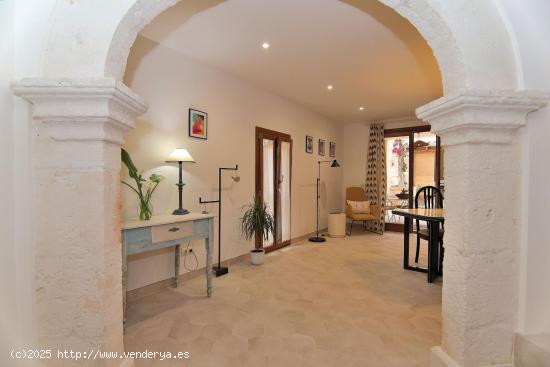 Casa con patio  totalmente renovada para alquilar en Muro - BALEARES