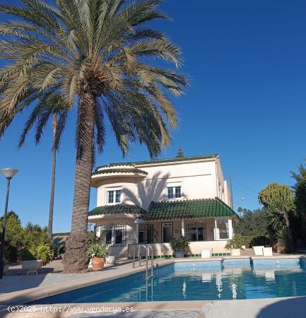 ¡¡ESPECTACULAR CHALET (CARRETERA ELCHE-SANTA POLA)!! - ALICANTE