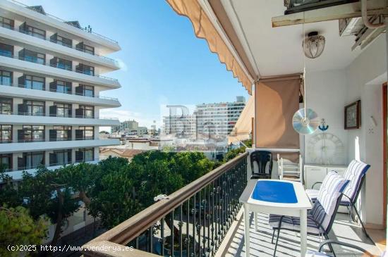 BLANHOGAR VENDE PISO EN TORREMOLINOS. - MALAGA