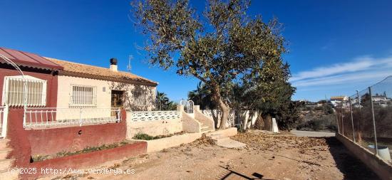 CASA DE CAMPO CON PARCELA EN VALLE DEL SOL - MURCIA