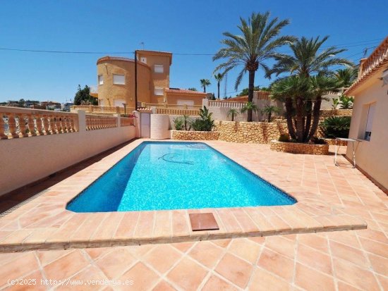  Villa en venta en El Campello (Alicante) 