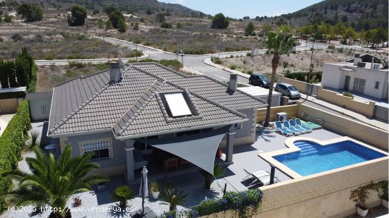 Villa en venta en La Romana (Alicante)