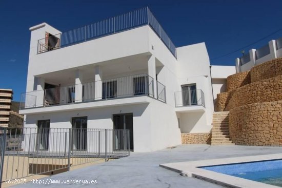 Villa en venta a estrenar en El Campello (Alicante)