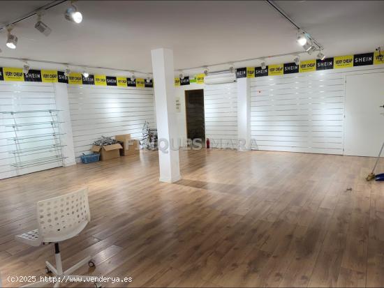 ¡¡¡LOCAL COMERCIAL EN ESTUPENDA ZONA!!! - BARCELONA