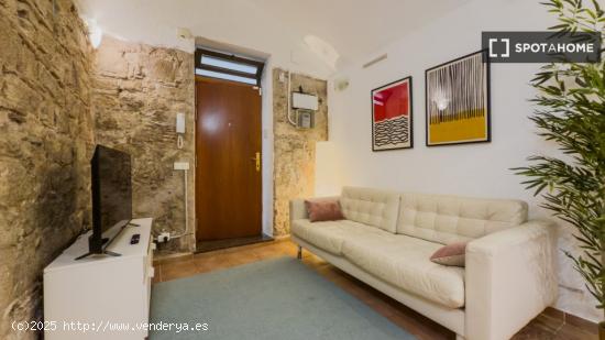 Apartamento entero de 2 dormitorios en Barcelona. - BARCELONA