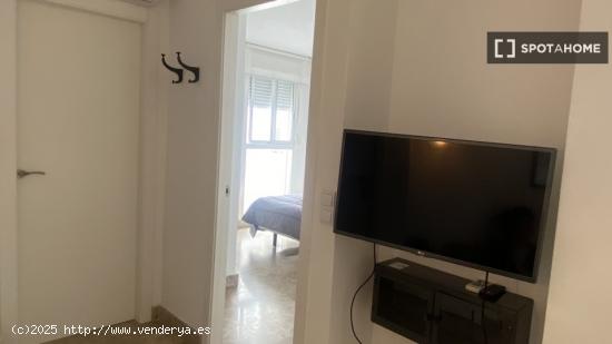 Apartamento entero de 1 dormitorio en València - VALENCIA