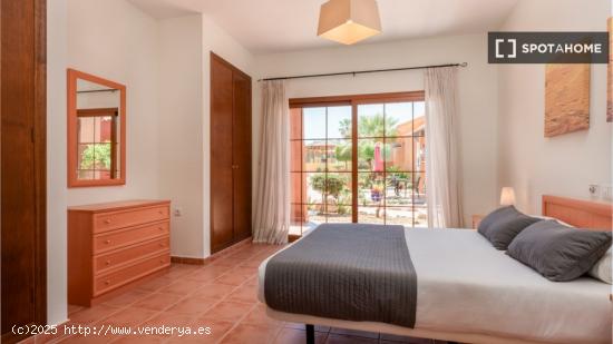 Bungalow de 2 dormitorios en alquiler en Alicante - ALICANTE