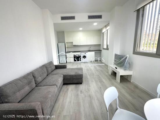 VENTA DE APARTAMENTO MODERNO EN VALENCIA - VALENCIA