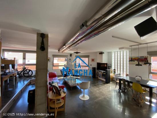 REF:Y063. INMOBILIARIA LA MANCHA VENDE ESPECTÁCULAR PISO EN ZONA FRANCISCANOS - ALBACETE