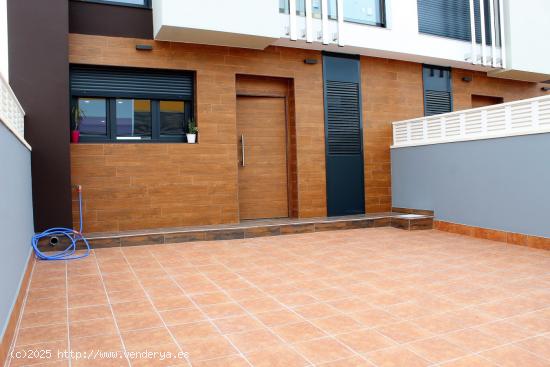 Exclusivo adosado con C. Energético A y piscina privada: ¡Vivienda de lujo en El Verger, Denia! - 