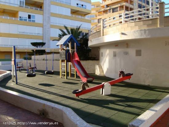 APARTAMENTO 1ª LÍNEA FRONTAL CON PISCINA - VALENCIA