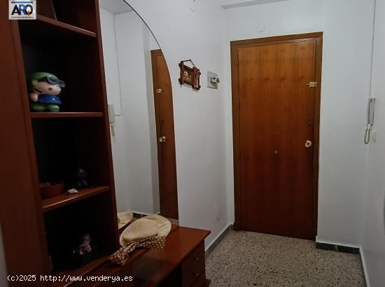 Amplio apartamento junto al paseo marítimo en el Puerto de Mazarrón - MURCIA