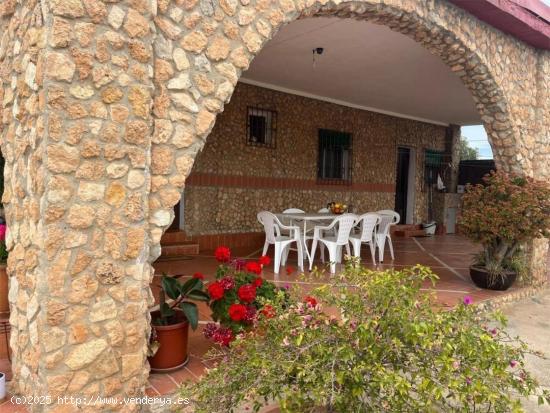 Se vende Chalet en Cheste, Valencia - VALENCIA