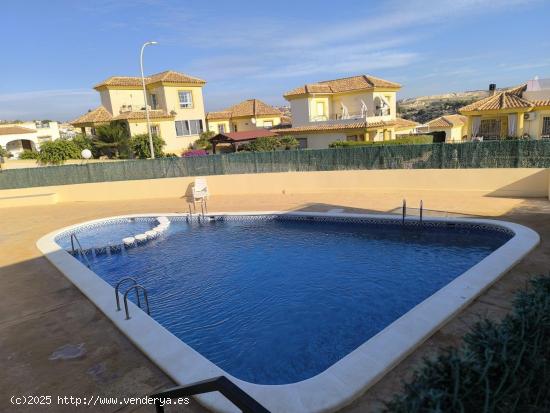 Duplex con piscina comunitaria La Marina / San Fulgencio - ALICANTE