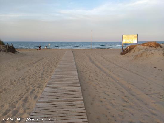 BONITO APARTAMENTO EN GUARDAMAR DEL SEGURA A 500 METROS DEL MAR - ALICANTE