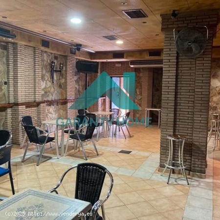  SE VENDE LOCAL/BAR EN MORALEJA - CACERES 