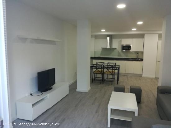 APARTAMENTO EN PLANTA BAJA EN PARQUE CRUZ CONDE - CORDOBA