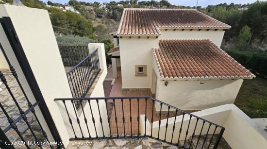 Villa lista para entrar en Javea - ALICANTE