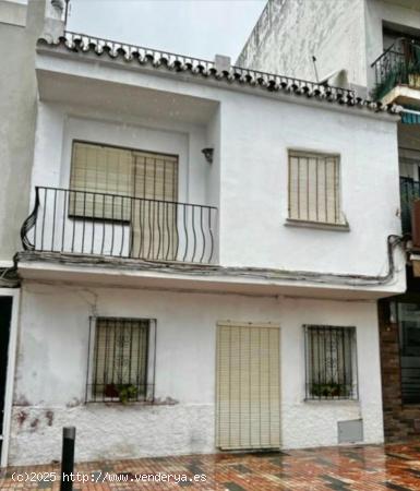 Edificio en Venta en el Corazón de San Pedro - MALAGA