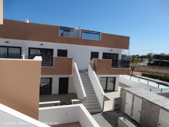 Se Vende en Pilar de la Horadada - ALICANTE