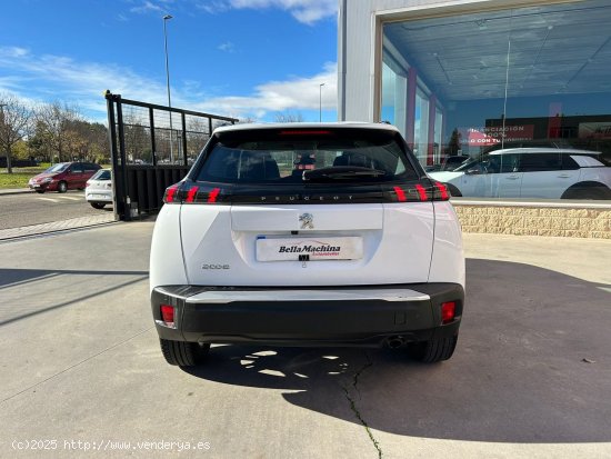 Peugeot 2008 Allure BlueHDI 81kW (110CV) - Parla