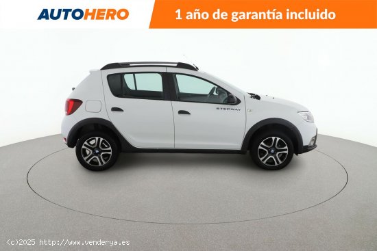 Dacia Sandero 1.0 TCe SL Aniversario - 