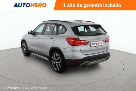 BMW X1 sDrive 18d Sport Line - 